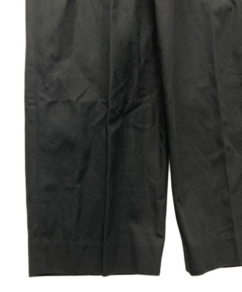 MARKAWARE（マーカウェア）MARKAWARE (マーカウェア) CLASSIC FIT DOUBLE PLEATED TROUSERS ブラック サイズ:２の古着・服飾アイテム