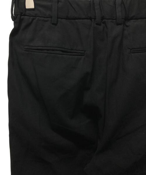 MARKAWARE（マーカウェア）MARKAWARE (マーカウェア) CLASSIC FIT DOUBLE PLEATED TROUSERS ブラック サイズ:２の古着・服飾アイテム