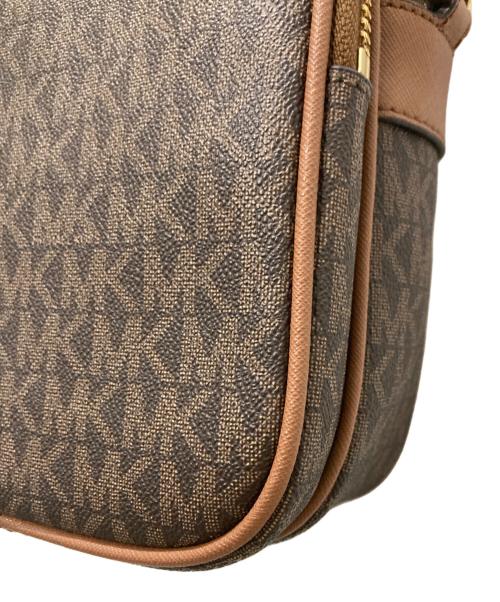 MICHAEL KORS（マイケルコース）MICHAEL KORS (マイケルコース) ショルダーバッグ ブラウンの古着・服飾アイテム