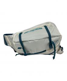 Patagonia（パタゴニア）の古着「アトム・スリング 8L」｜グレー