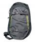 Patagonia（パタゴニア）の古着「アトム・スリング 8L」｜アイボリー×グリーン