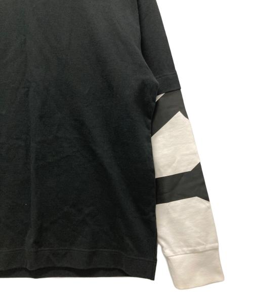 BURBERRY（バーバリー）BURBERRY (バーバリー) レイヤードアームロゴプリントスウェット ブラック サイズ:Mの古着・服飾アイテム