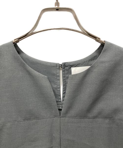 STUDIOUS（ステュディオス）STUDIOUS (ステュディオス) Back Tucked Dress グレー サイズ:１の古着・服飾アイテム