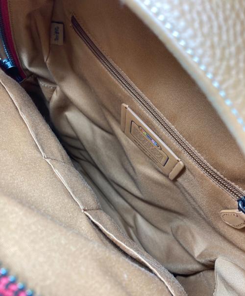 COACH（コーチ）COACH (コーチ) バックパック・パッチ ベージュの古着・服飾アイテム