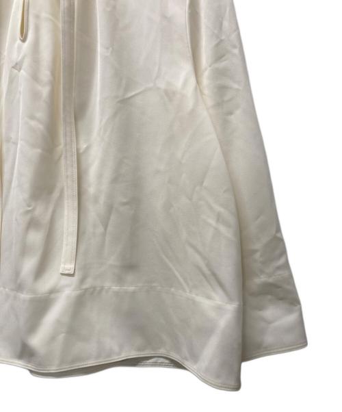 BALLSEY（ボールジィ）BALLSEY (ボールジィ) 2-wayストレッチ タイ付きスタンドカラーブラウス アイボリー サイズ:38の古着・服飾アイテム