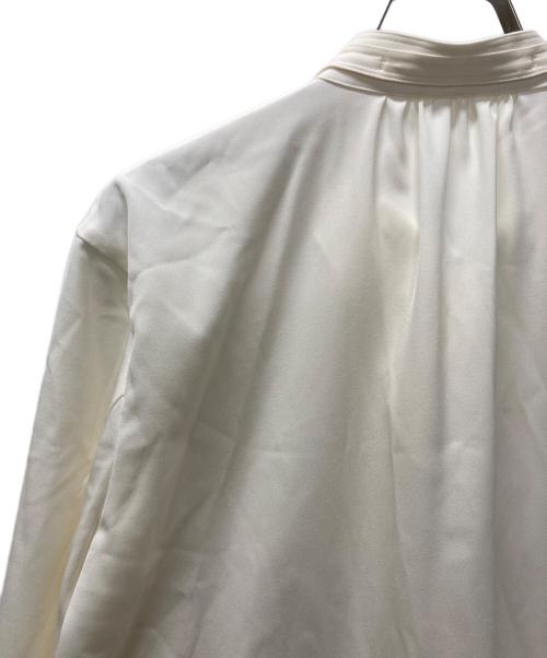 BALLSEY（ボールジィ）BALLSEY (ボールジィ) 2-wayストレッチ タイ付きスタンドカラーブラウス アイボリー サイズ:38の古着・服飾アイテム