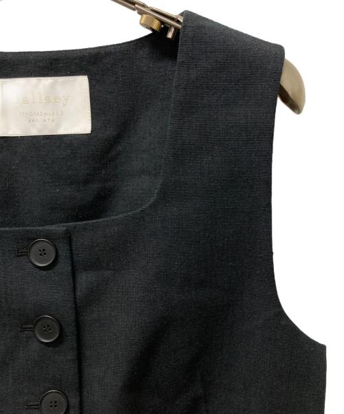 BALLSEY（ボールジィ）BALLSEY (ボールジィ) ラメミックスストレッチ スクエアネックジレ ブラック サイズ:36の古着・服飾アイテム
