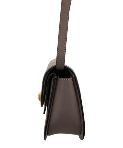 FURLA（フルラ）FURLA (フルラ) SFERA CROSS BODY BAG S/スフェラクロスボディバッグS ベージュの古着・服飾アイテム