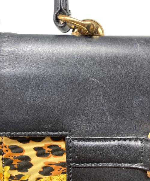 GIANNI VERSACE（ジャンニ・ヴェルサーチ）GIANNI VERSACE (ジャンニ・ヴェルサーチ) 太陽神 レオパード＆バロック柄ハンドバッグ イエロー×ブラックの古着・服飾アイテム