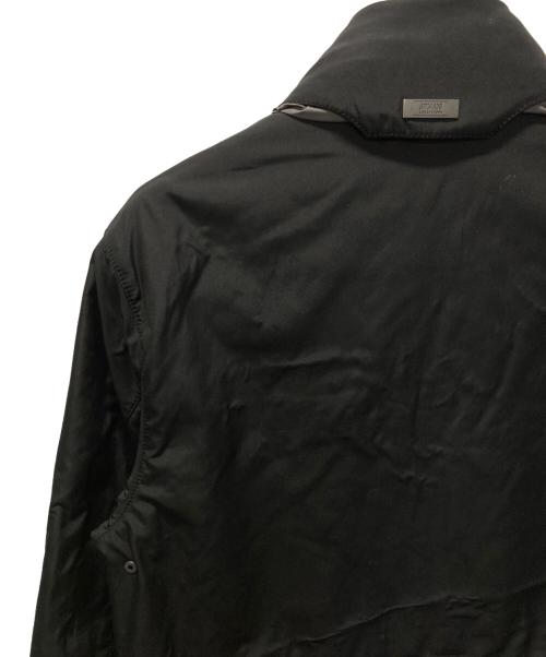 ARMANI COLLEZIONI（アルマーニ コレツィオーニ）ARMANI COLLEZIONI (アルマーニ コレツィオーニ) スタンドカラーコート ブラック サイズ:46の古着・服飾アイテム