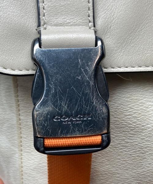 COACH（コーチ）COACH (コーチ) トラック バックパック ベージュの古着・服飾アイテム