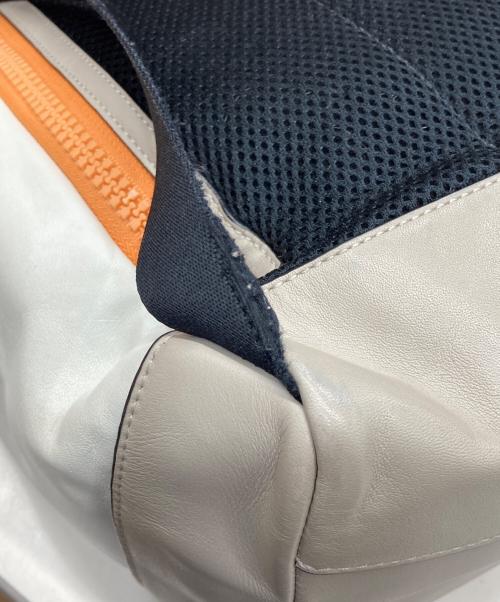COACH（コーチ）COACH (コーチ) トラック バックパック ベージュの古着・服飾アイテム