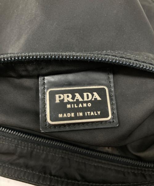 PRADA（プラダ）PRADA (プラダ) ナイロンスクエアショルダーバッグ ブラックの古着・服飾アイテム