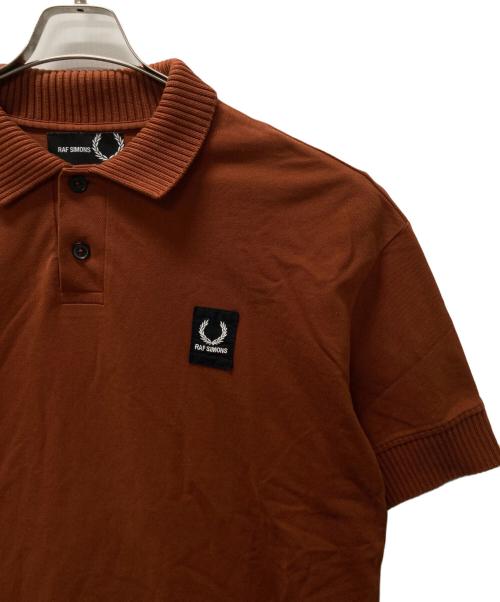 RAF SIMONS（ラフシモンズ）RAF SIMONS (ラフシモンズ) FRED PERRY (フレッドペリー) ポロシャツ ブラウン サイズ:42の古着・服飾アイテム