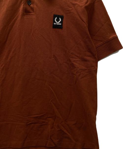 RAF SIMONS（ラフシモンズ）RAF SIMONS (ラフシモンズ) FRED PERRY (フレッドペリー) ポロシャツ ブラウン サイズ:42の古着・服飾アイテム