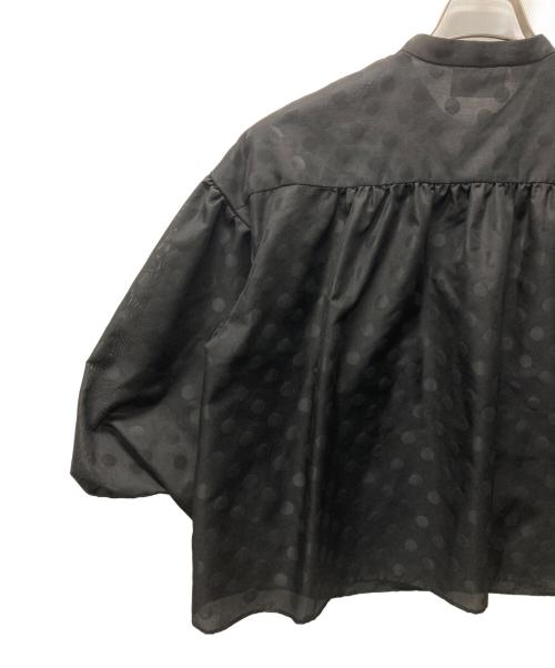 UNITED ARROWS TOKYO（ユナイテッドアローズトウキョウ）UNITED ARROWS TOKYO (ユナイテッドアローズトウキョウ) シアー ドット パフ ブラウス ブラック サイズ:ｆｒｅｅ 未使用品の古着・服飾アイテム