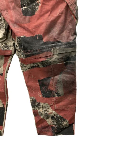 DIESEL（ディーゼル）DIESEL (ディーゼル) D-MULTY JOGG グラフィック ペイント デチャッタブル カーゴパンツ レッド サイズ:W32の古着・服飾アイテム
