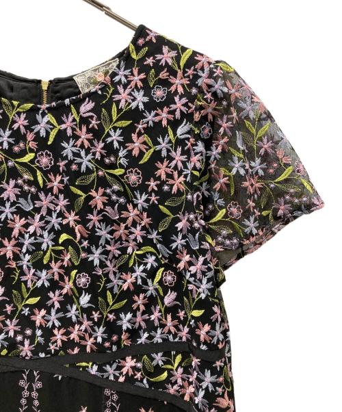 Rose Tiara（ローズティアラ）Rose Tiara (ローズティアラ) チュールフラワークロスリボンワンピース ブラック サイズ:46の古着・服飾アイテム