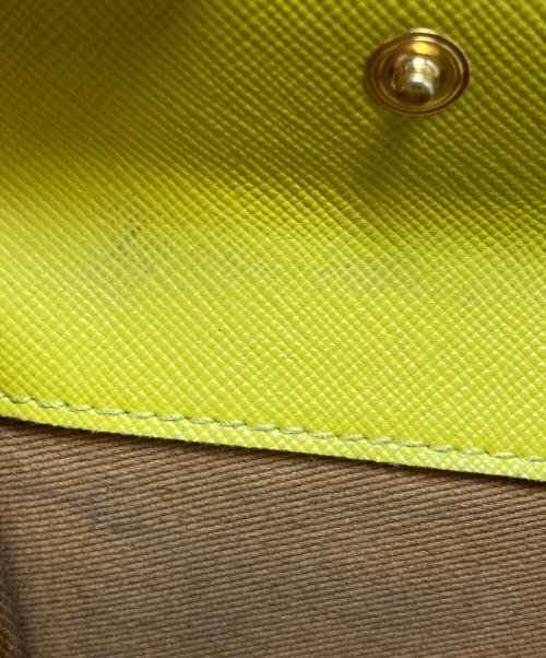 MARNI（マルニ）MARNI (マルニ) 2つ折り財布 ライトブルー×アイボリー×イエローの古着・服飾アイテム