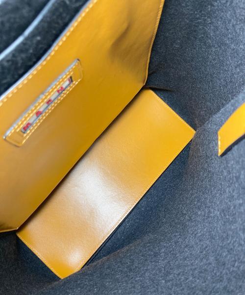 MARNI（マルニ）MARNI (マルニ) MUSEO TOTE BAG/ミュゼオ レザートートバッグ ベージュ×カーキの古着・服飾アイテム