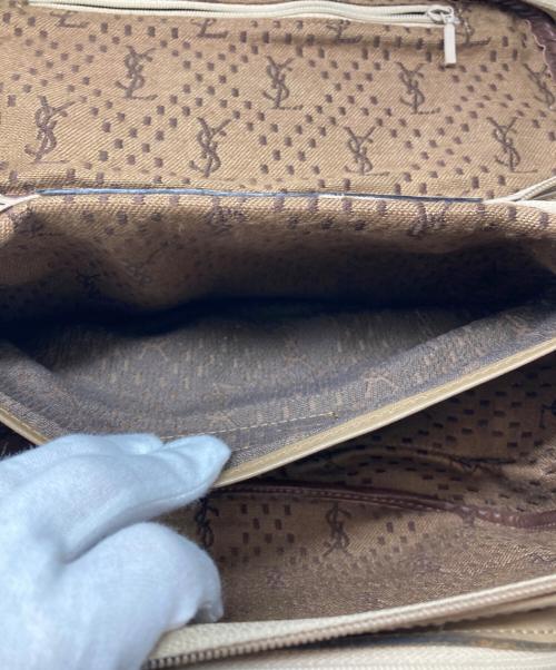 Yves Saint Laurent（イヴサンローラン）Yves Saint Laurent (イヴサンローラン) カメラバッグ ベージュの古着・服飾アイテム
