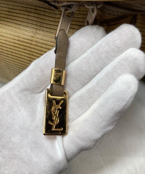 Yves Saint Laurent（イヴサンローラン）Yves Saint Laurent (イヴサンローラン) カメラバッグ ベージュの古着・服飾アイテム