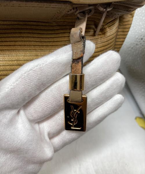 Yves Saint Laurent（イヴサンローラン）Yves Saint Laurent (イヴサンローラン) カメラバッグ ベージュの古着・服飾アイテム