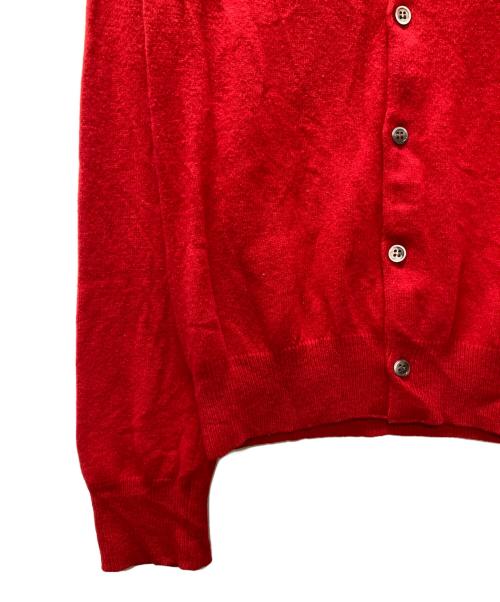 PLAY COMME des GARCONS（プレイコムデギャルソン）PLAY COMME des GARCONS (プレイコムデギャルソン) ハートロゴ刺繍ニットカーディガン レッド サイズ:Ｓの古着・服飾アイテム