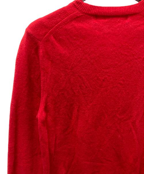 PLAY COMME des GARCONS（プレイコムデギャルソン）PLAY COMME des GARCONS (プレイコムデギャルソン) ハートロゴ刺繍ニットカーディガン レッド サイズ:Ｓの古着・服飾アイテム