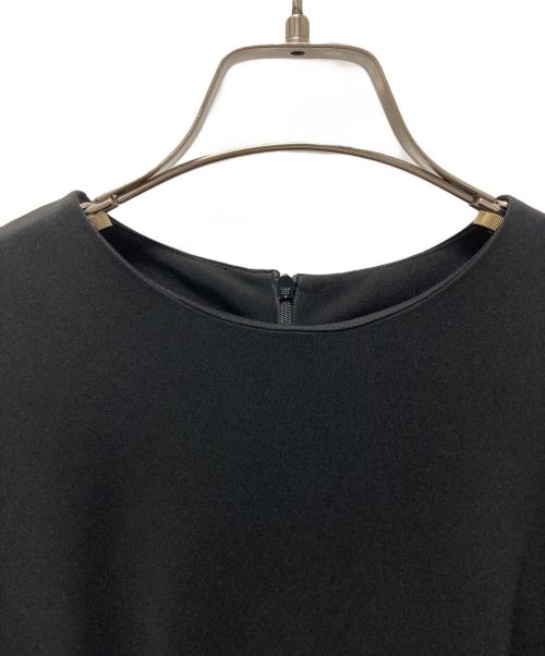 RIM.ARK（リムアーク）RIM.ARK (リムアーク) Drape design cut dress ブラック サイズ:36 未使用品の古着・服飾アイテム