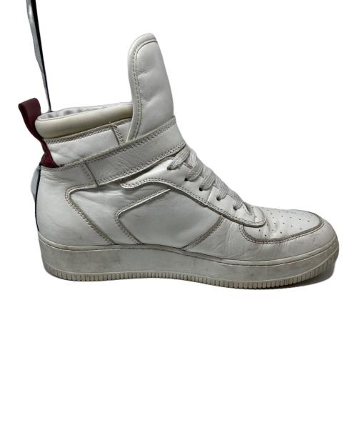 MONCLER（モンクレール）MONCLER (モンクレール) ロゴ型押しハイカットスニーカー ホワイト サイズ:SIZE 42の古着・服飾アイテム