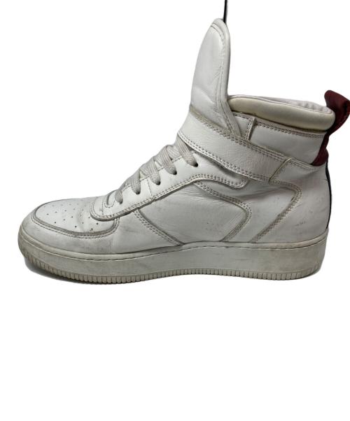 MONCLER（モンクレール）MONCLER (モンクレール) ロゴ型押しハイカットスニーカー ホワイト サイズ:SIZE 42の古着・服飾アイテム