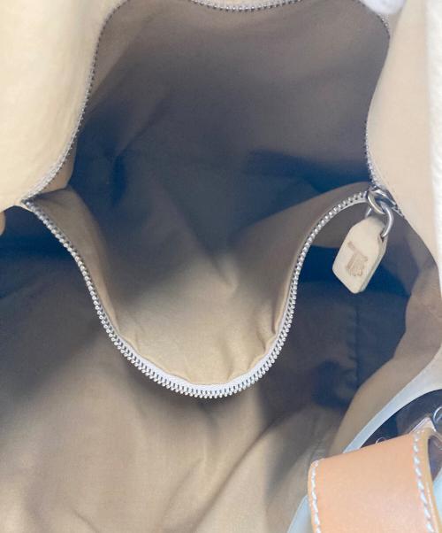 TOD'S（トッズ）TOD'S (トッズ) ワンショルダーバッグ ベージュの古着・服飾アイテム