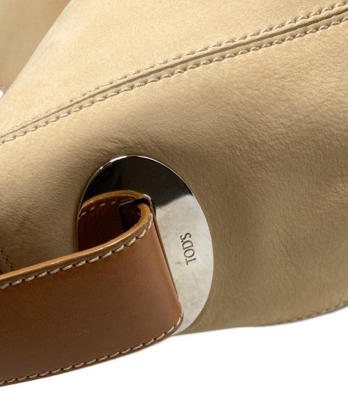 TOD'S（トッズ）TOD'S (トッズ) ワンショルダーバッグ ベージュの古着・服飾アイテム