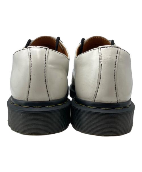 Dr.Martens（ドクターマーチン）Dr.Martens (ドクターマーチン) RAMSEY ラムゼイ 3タイ レザーシューズ ホワイト サイズ:UK8の古着・服飾アイテム