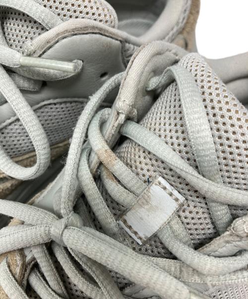 adidas（アディダス）adidas (アディダス) YEEZY BOOST 700 オリーブ サイズ:25.5の古着・服飾アイテム