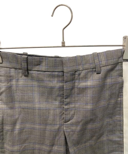 NEIL BARRETT（ニールバレット）NEIL BARRETT (ニールバレット) SLIM FIT サイドラインスラックス グレー サイズ:不明の古着・服飾アイテム