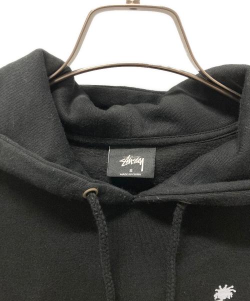 stussy（ステューシー）stussy (ステューシー) シャドーマンプリントパーカー ブラック サイズ:Sの古着・服飾アイテム