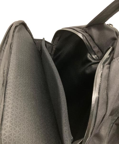 THE NORTH FACE（ザ ノース フェイス）THE NORTH FACE (ザ ノース フェイス) シャトルデイパック ブラックの古着・服飾アイテム