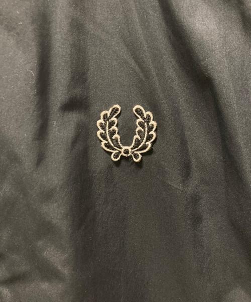 FRED PERRY（フレッドペリー）FRED PERRY (フレッドペリー) 中綿ジャケット ブラック サイズ:Mの古着・服飾アイテム