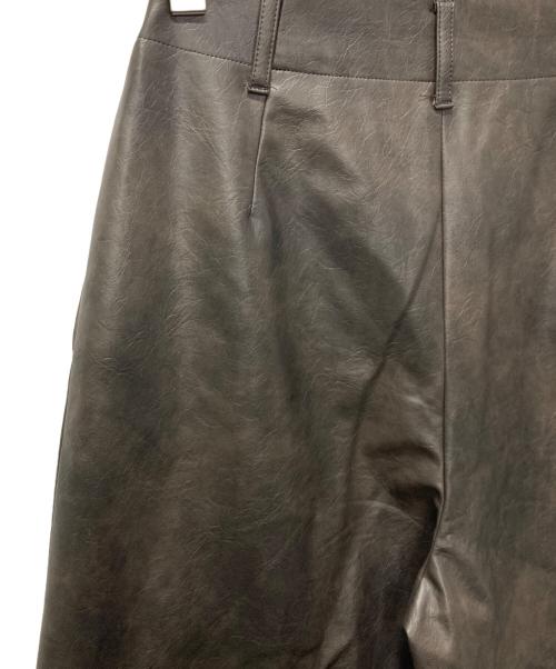 Curensology（カレンソロジー）Curensology (カレンソロジー) ヴィンテージフェイクレザーパンツ ブラウン サイズ:36の古着・服飾アイテム
