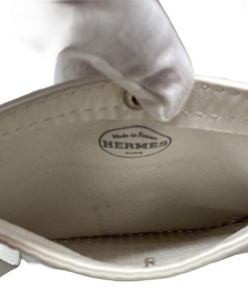 HERMES（エルメス）HERMES (エルメス) パンチング ショルダーバッグ ホワイトの古着・服飾アイテム