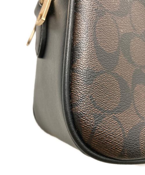 COACH（コーチ）COACH (コーチ) シグネチャーショルダーバッグ ブラウンの古着・服飾アイテム