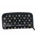 JIMMY CHOO（ジミーチュウ）の古着「FILIPA スタッズラウンドファスナー財布」｜ブラック