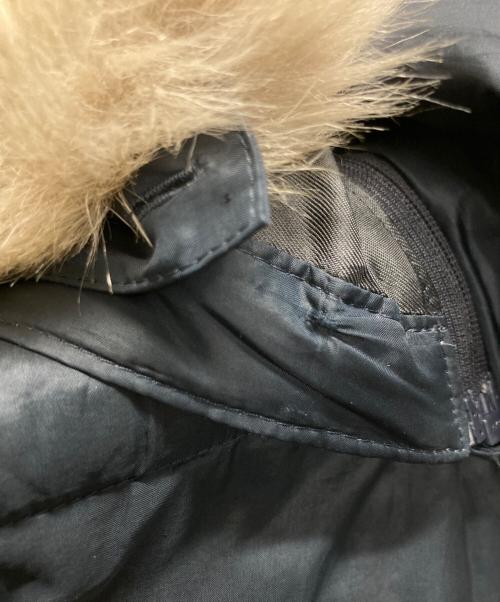 BLUE LABEL CRESTBRIDGE（ブルーレーベルクレストブリッジ）BLUE LABEL CRESTBRIDGE (ブルーレーベルクレストブリッジ) ダウンジャケット ネイビー サイズ:40の古着・服飾アイテム