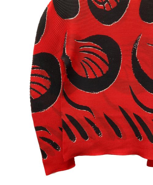 me ISSEY MIYAKE（ミーイッセイ ミヤケ）me ISSEY MIYAKE (ミーイッセイ ミヤケ) 総柄カットソー レッド サイズ:表記無しの古着・服飾アイテム