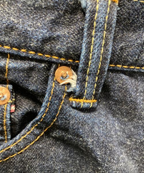 MOMOTARO JEANS（桃太郎ジーンズ）MOMOTARO JEANS (桃太郎ジーンズ) 出陣スリムストレートデニムパンツ インディゴ サイズ:Ｗ28の古着・服飾アイテム