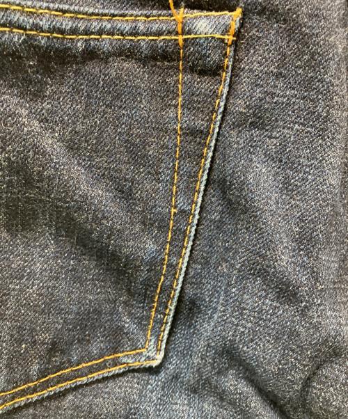 MOMOTARO JEANS（桃太郎ジーンズ）MOMOTARO JEANS (桃太郎ジーンズ) 出陣スリムストレートデニムパンツ インディゴ サイズ:Ｗ28の古着・服飾アイテム