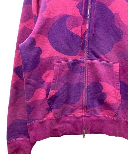 A BATHING APE（アベイシングエイプ）A BATHING APE (アベイシングエイプ) カモ柄ジップパーカー パープル×ピンク サイズ:Ｓの古着・服飾アイテム