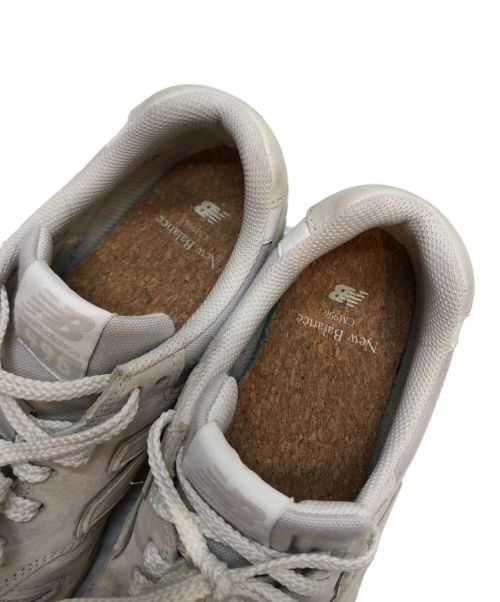 NEW BALANCE（ニューバランス）NEW BALANCE (ニューバランス) スニーカー グレージュ サイズ:US10.5/UK10/EU44.5/JPN28.5の古着・服飾アイテム